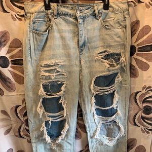 AE Distressed Jeans